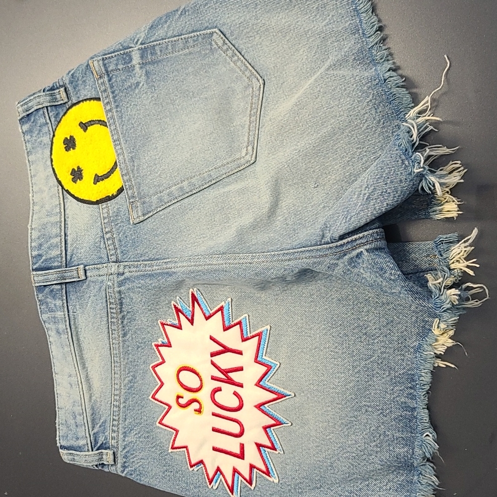 Lucky Brand Patch High Rise Denim Shorts - Picture 4 of 10